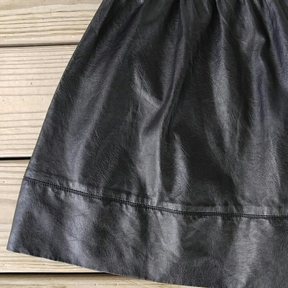 Forever 21 Faux Leather Black Mini Skirt - Picture 5 of 9